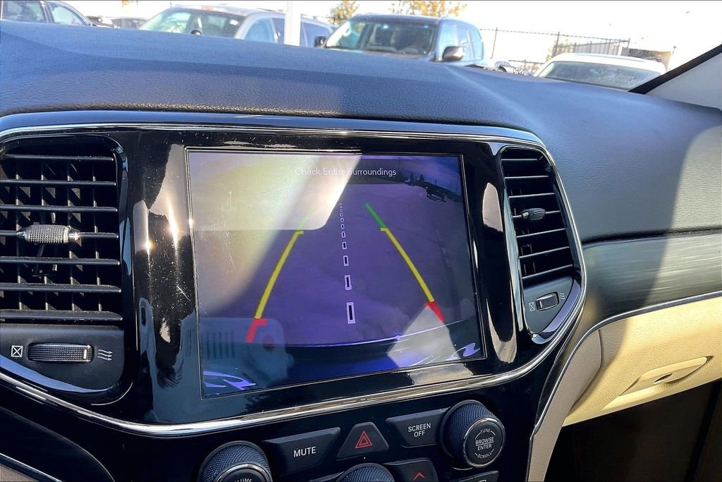 Used 2020 Jeep Grand Cherokee Limited image 28