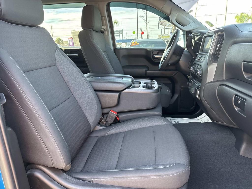 Certified 2024 Chevrolet Silverado 1500 Custom image 12