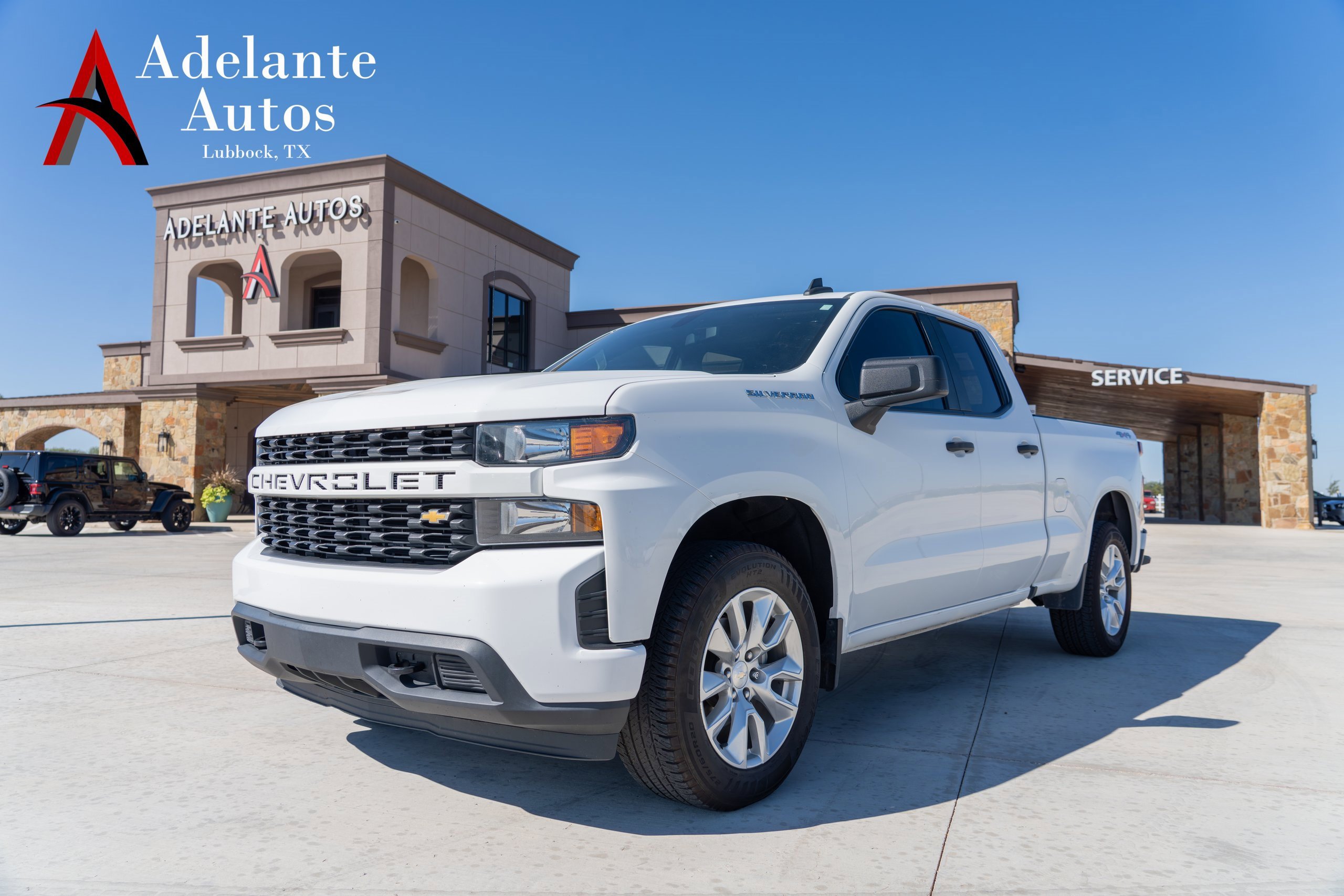 Used 2021 Chevrolet Silverado 1500 Custom image 1