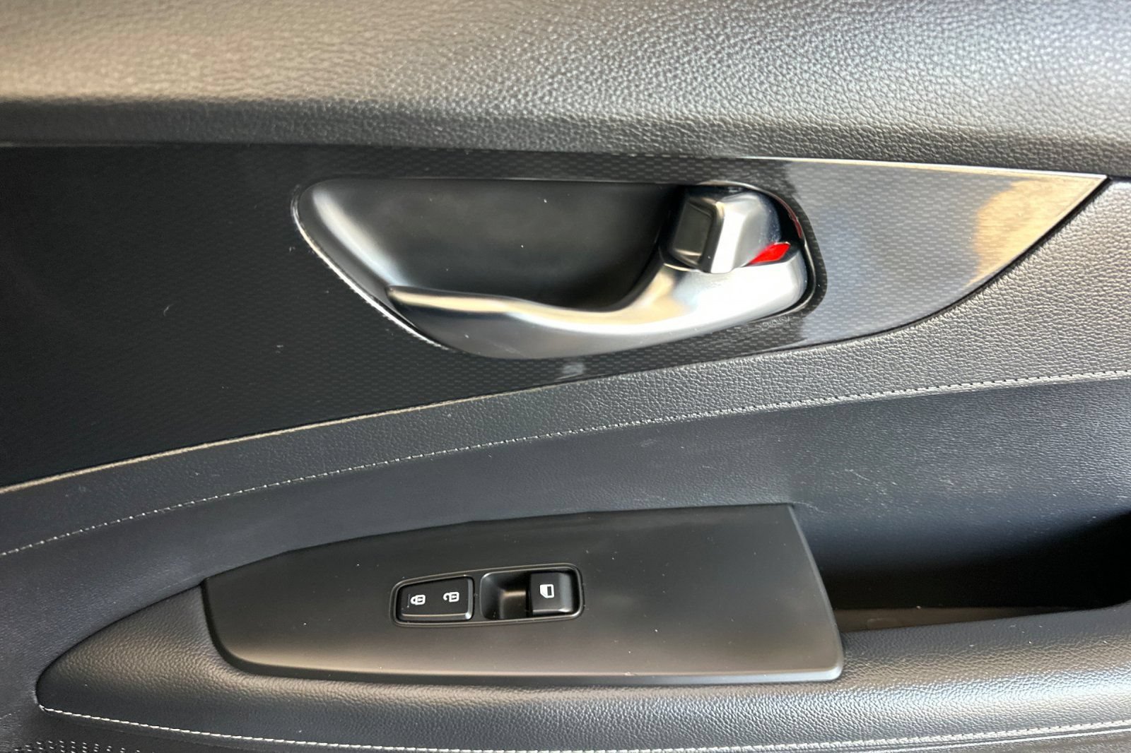 Certified 2024 Kia Forte GT-Line w/ GT-Line Premium Package FWD image 18