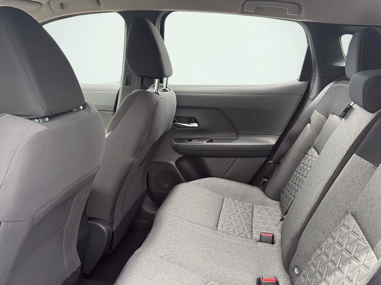 New 2026 Nissan Kicks SV w/ Cold Weather Package FWD image 22