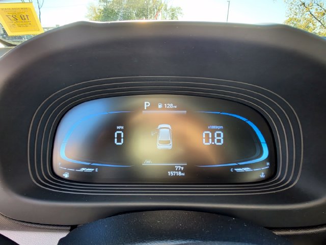 Used 2023 Hyundai Venue SEL FWD image 22