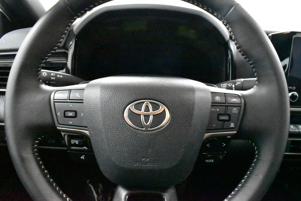 Certified 2025 Toyota Camry SE image 20