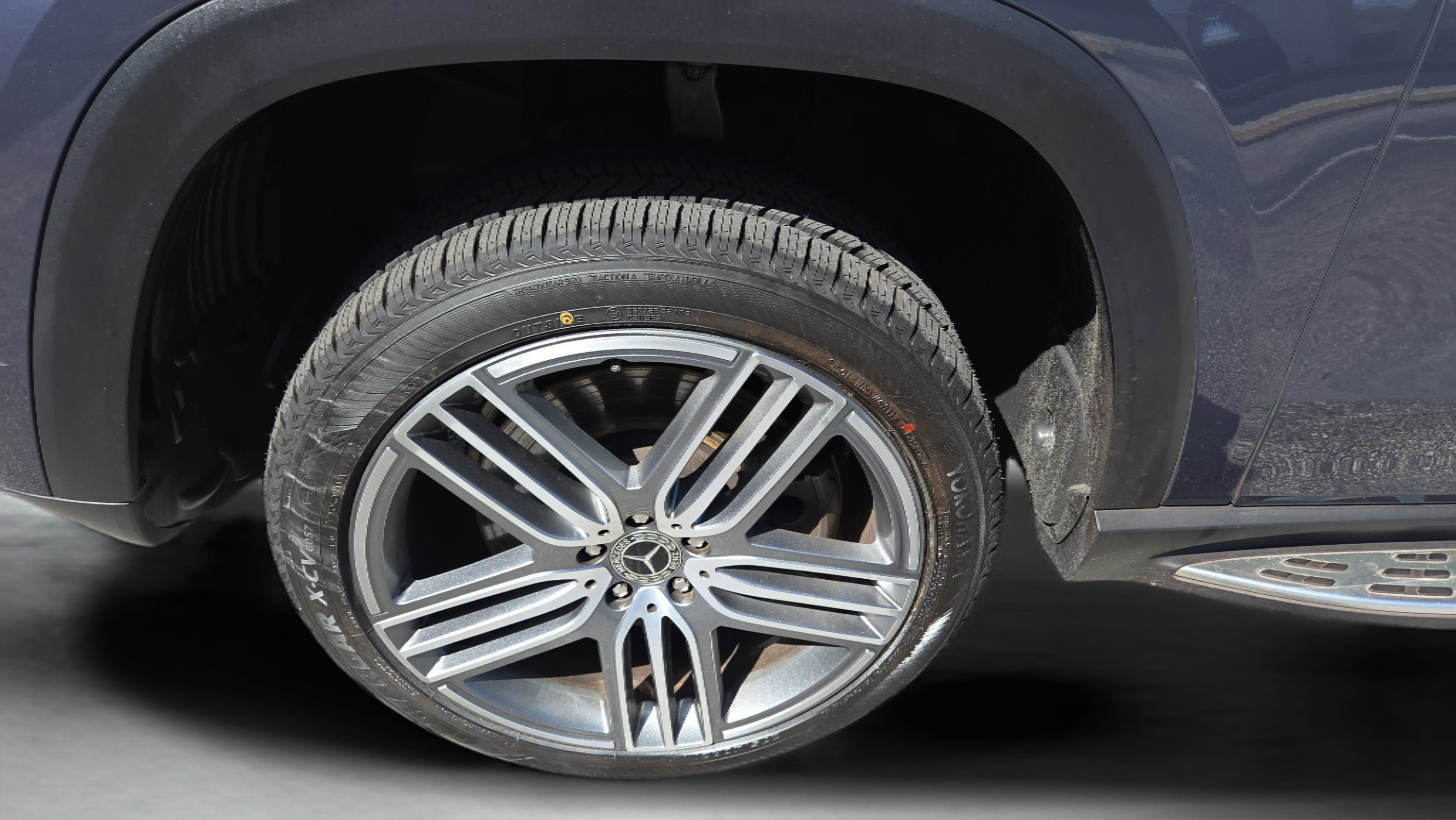 Certified 2024 Mercedes-Benz GLS 450 4MATIC image 10