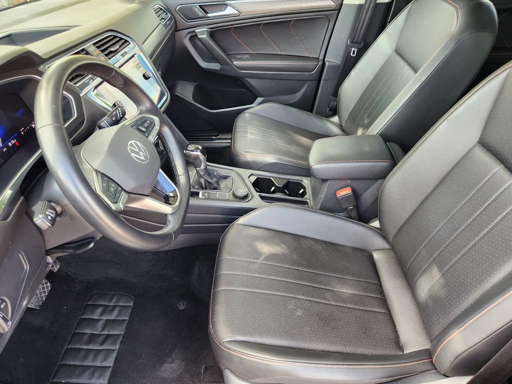Certified 2024 Volkswagen Tiguan Wolfsburg Edition AWD/4WD image 8