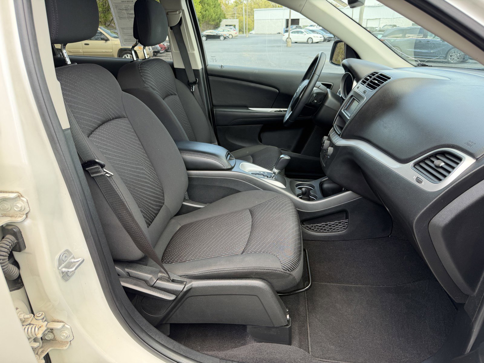 Used 2018 Dodge Journey SE w/ Connectivity Group image 17