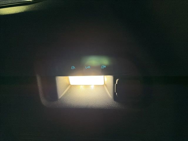 Used 2022 Ford Explorer Limited w/ Limited Technology Package image 13