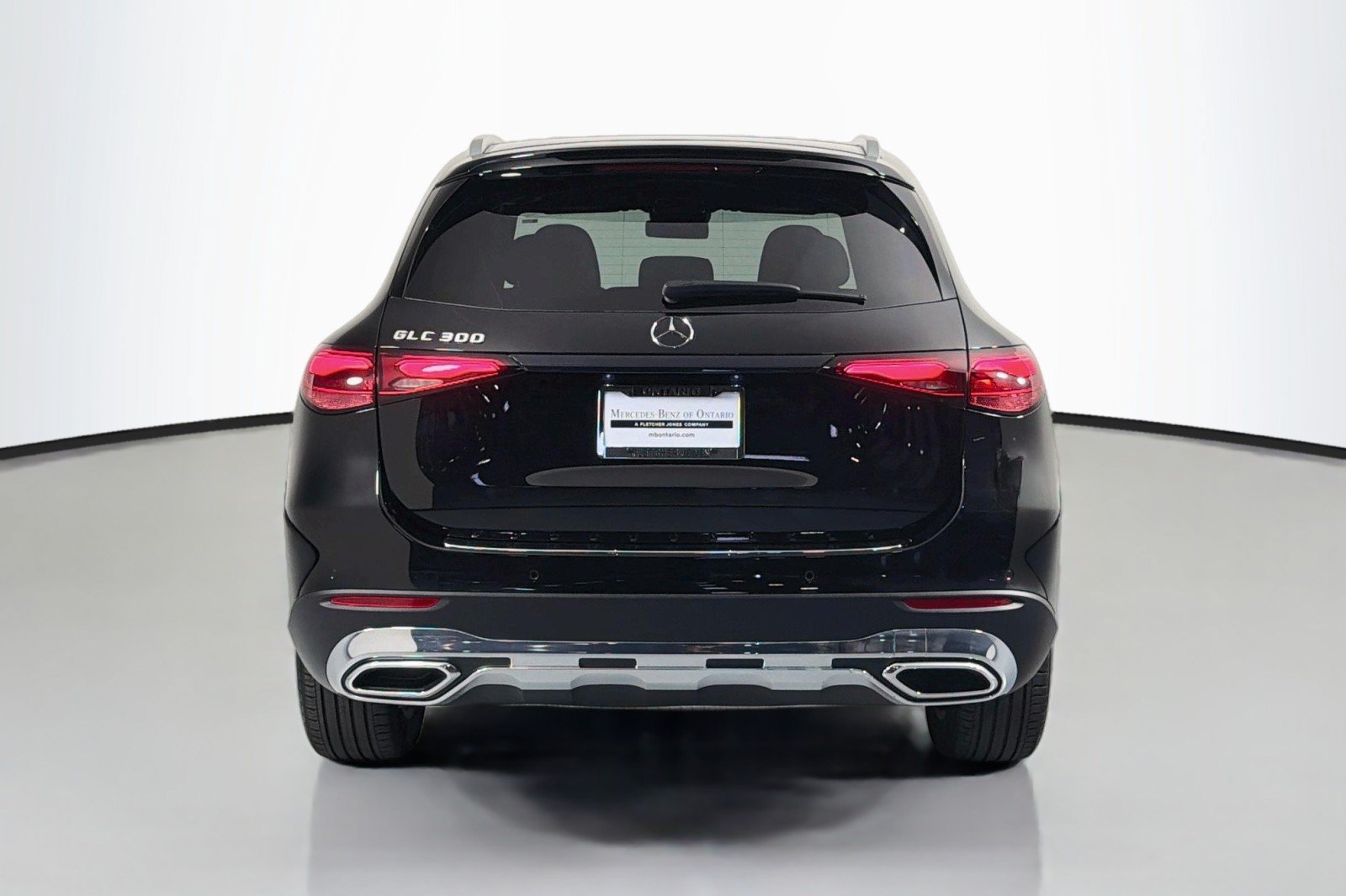 Used 2026 Mercedes-Benz GLC 300 image 4