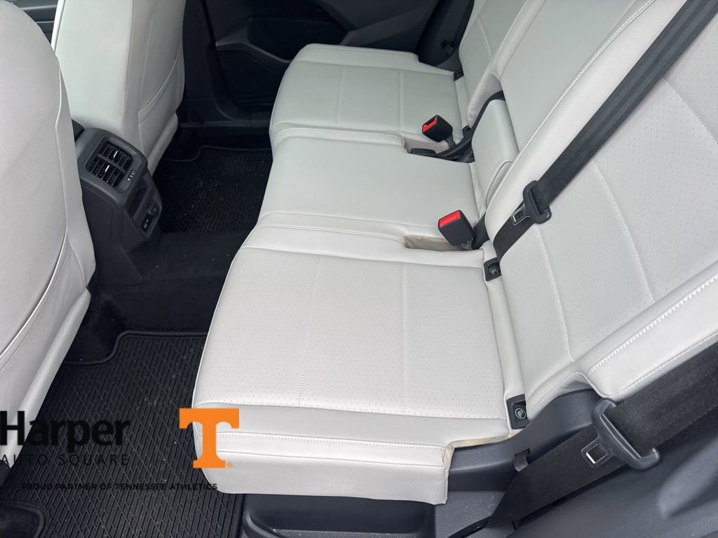 Used 2020 Volkswagen Tiguan SE w/ Panoramic Sunroof Package image 10