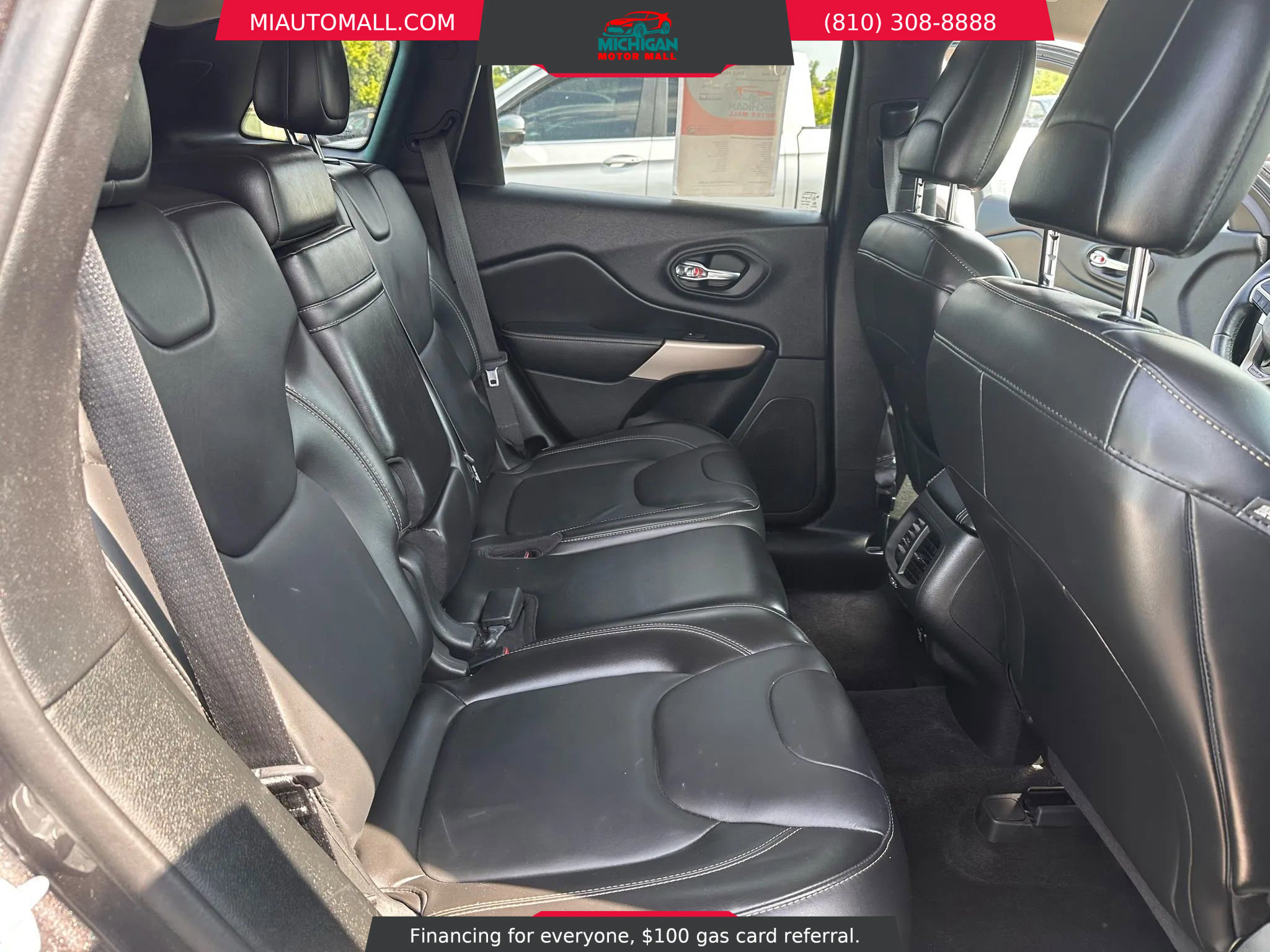 Used 2018 Jeep Cherokee Limited image 24