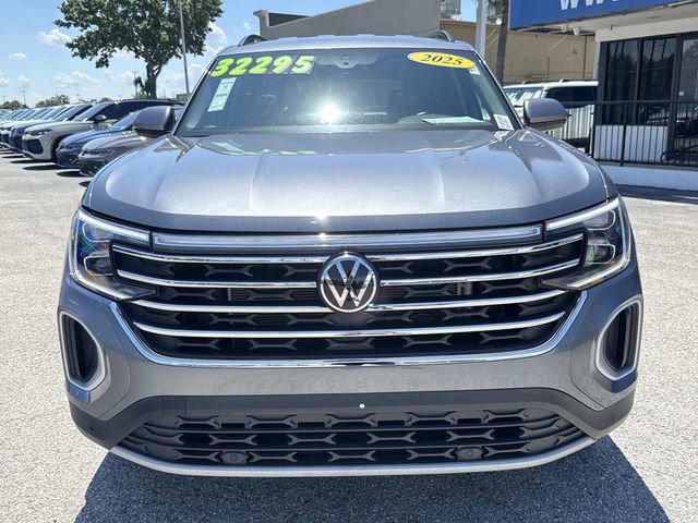 Used 2025 Volkswagen Atlas SE FWD image 8