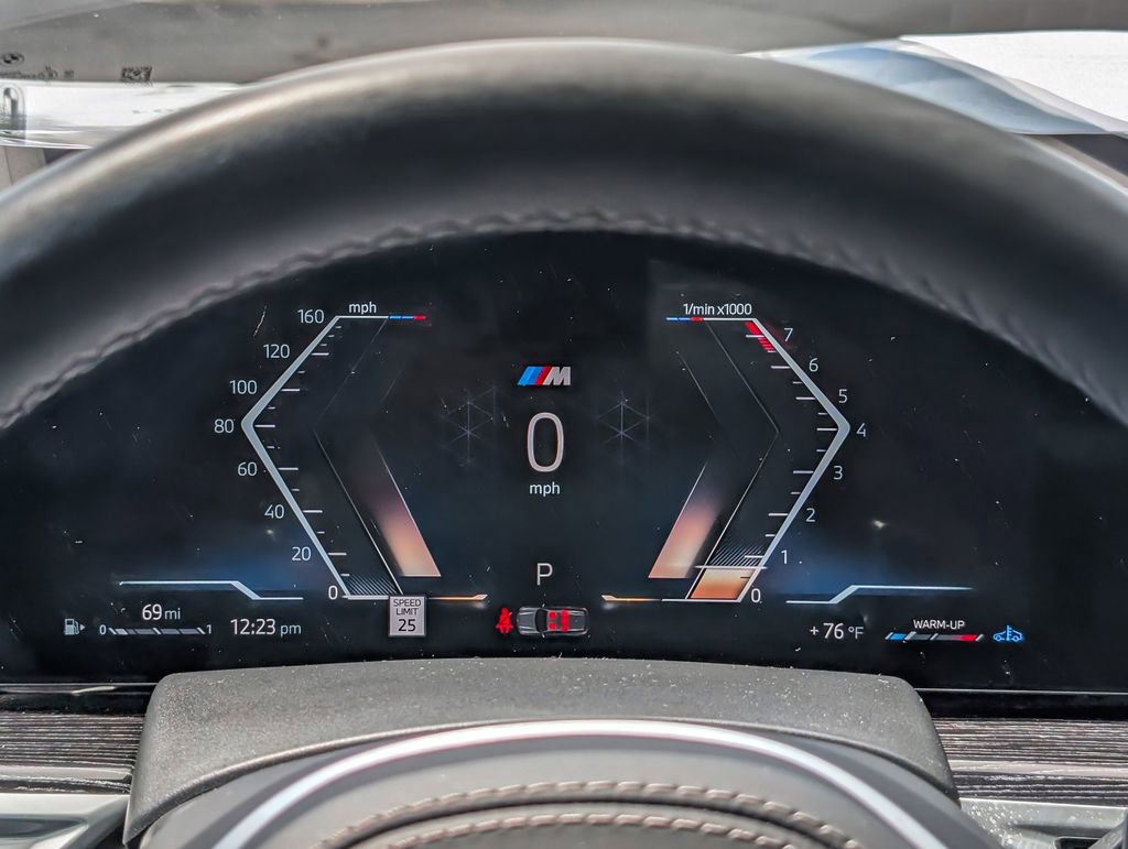 Used 2025 BMW X5 xDrive40i w/ Executive Package image 25