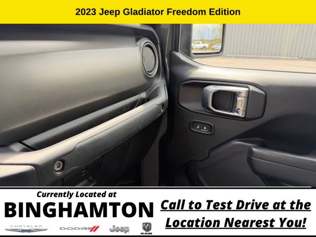 Used 2023 Jeep Gladiator Sport AWD/4WD image 26