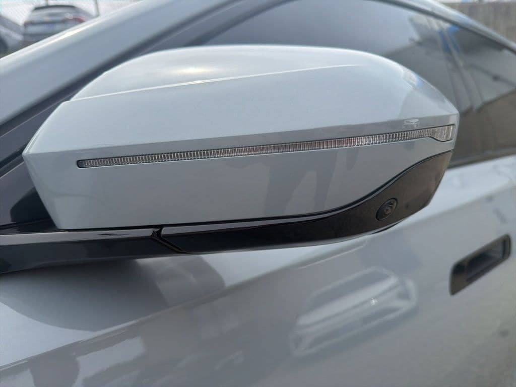 Used 2025 BMW i7 eDrive50 w/ M Sport Package RWD image 46