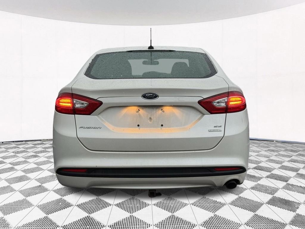 Used 2014 Ford Fusion SE w/ Equipment Group 202A image 12