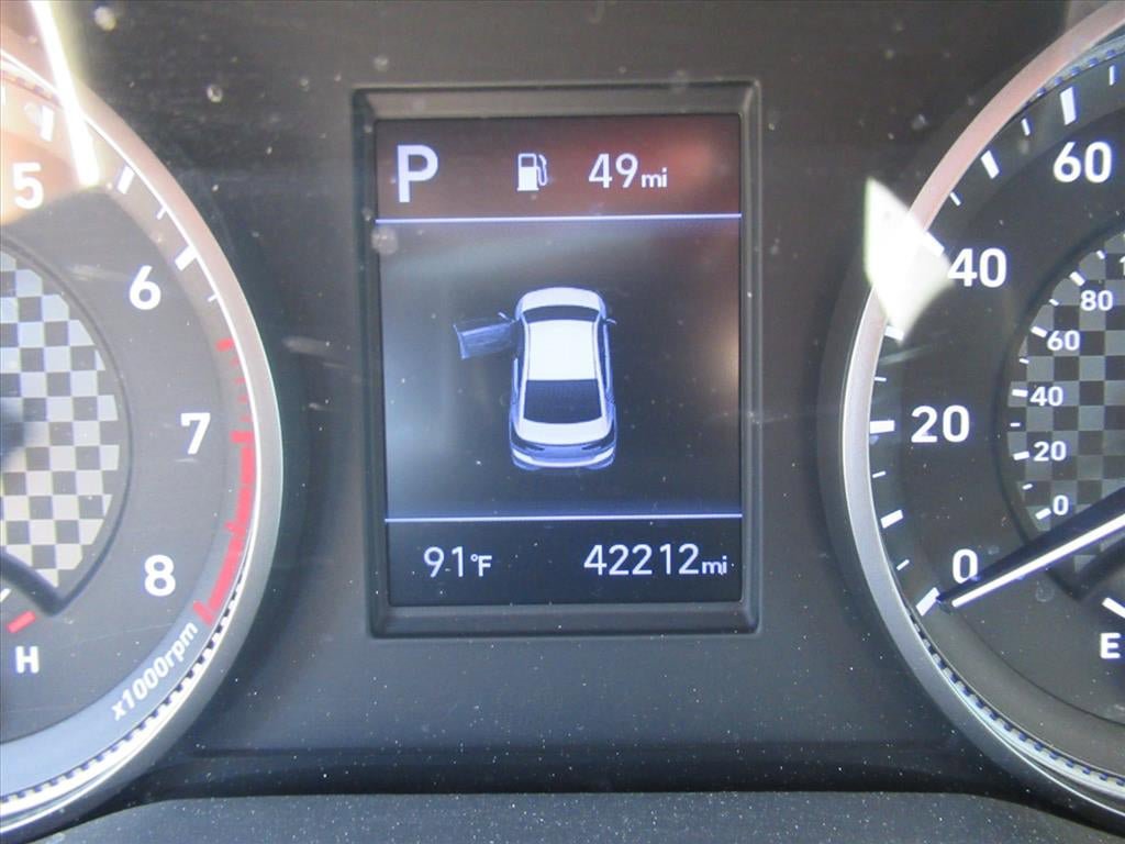 Used 2020 Hyundai Elantra SEL FWD image 25