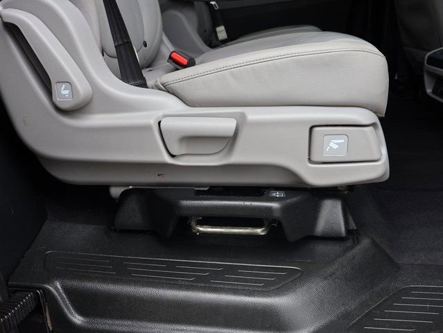 Used 2018 Honda Odyssey EX-L image 15