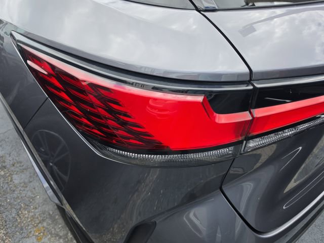 Used 2023 Lexus RX 350 Premium w/ Cold Area Package FWD image 5