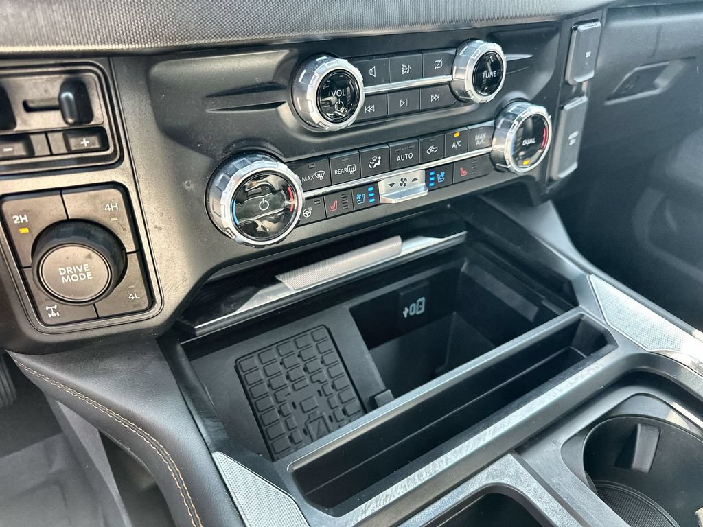 Used 2024 Ford F250 Platinum AWD/4WD image 27