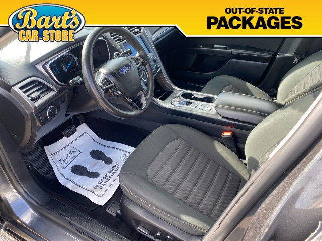 Used 2020 Ford Fusion SE image 27