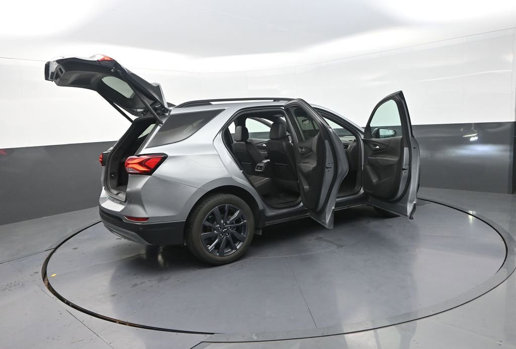 Used 2024 Chevrolet Equinox RS image 38