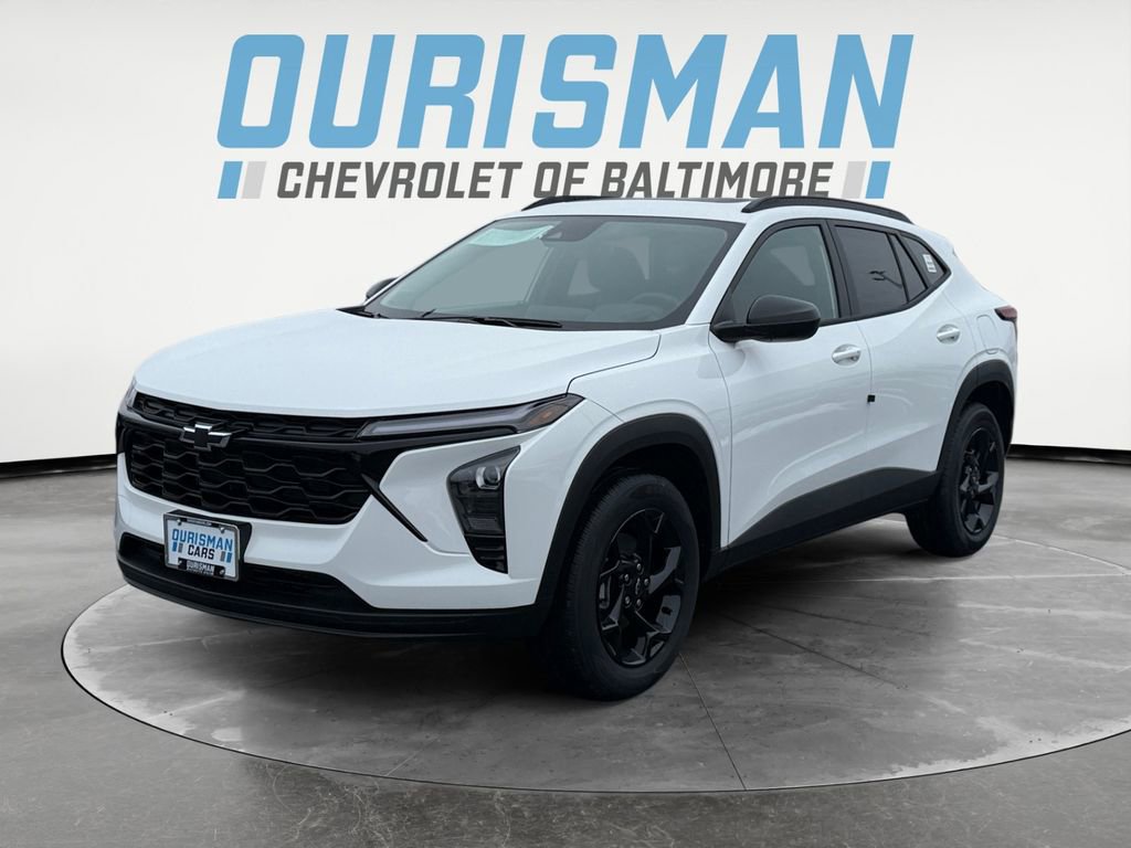 New 2026 Chevrolet Trax LT w/ Sunroof Package FWD image 2