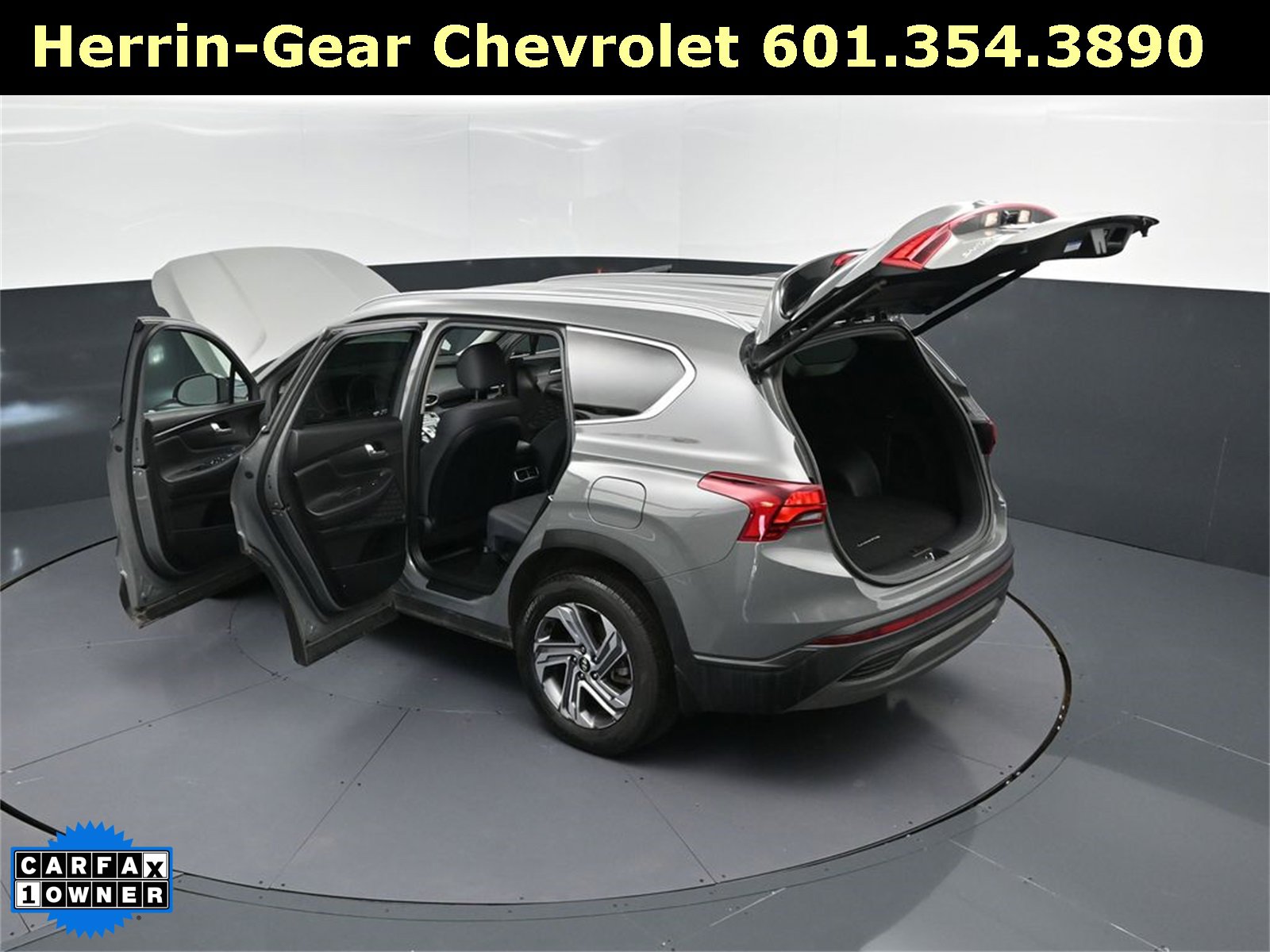 Used 2023 Hyundai Santa Fe SEL w/ Cargo Package image 2