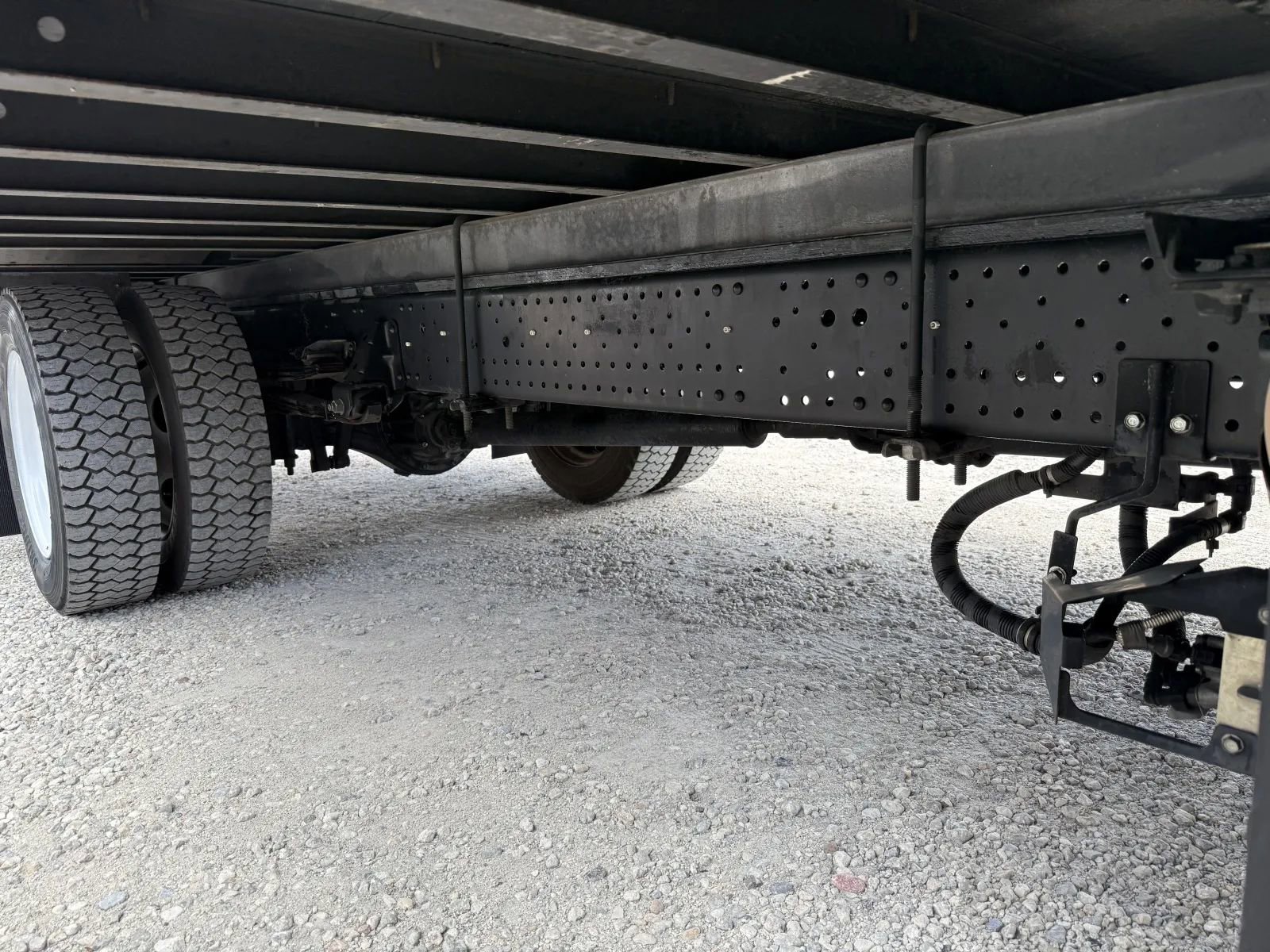 Used 2023 Chevrolet Low Cab Forward 5500XD RWD image 16