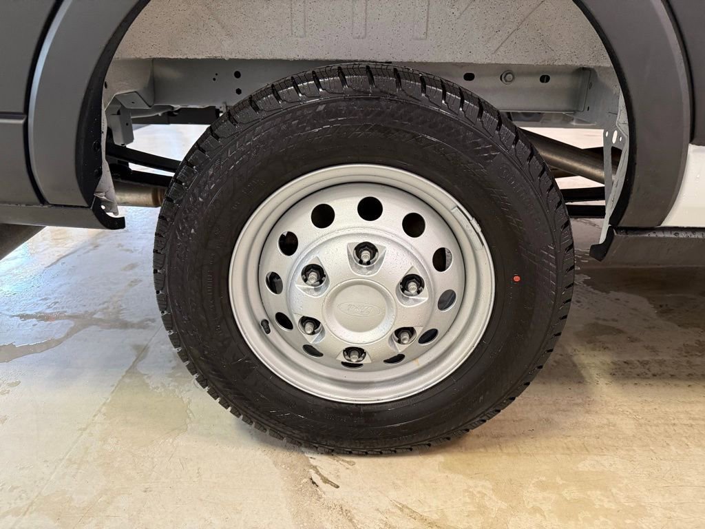 New 2026 Ford Transit 250 148 Medium Roof Extended AWD image 9