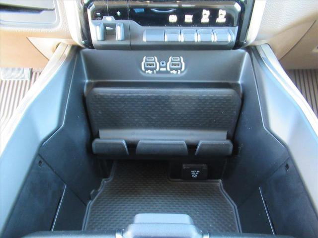 Used 2023 RAM 3500 Laramie image 30