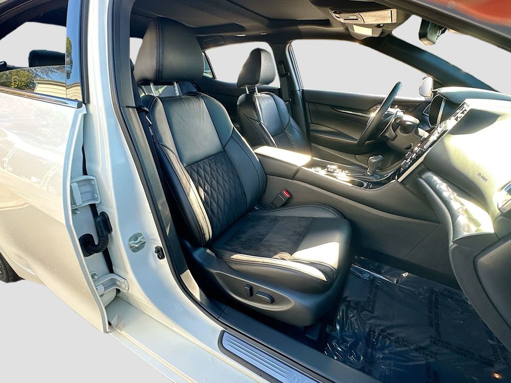 Used 2022 Nissan Maxima SR w/ Sport Mat Group image 29
