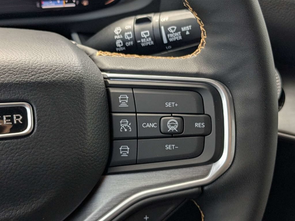 New 2026 Jeep Grand Wagoneer 4WD image 24