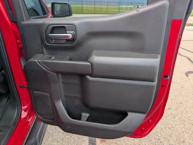 Used 2022 Chevrolet Silverado 1500 Custom AWD/4WD image 7