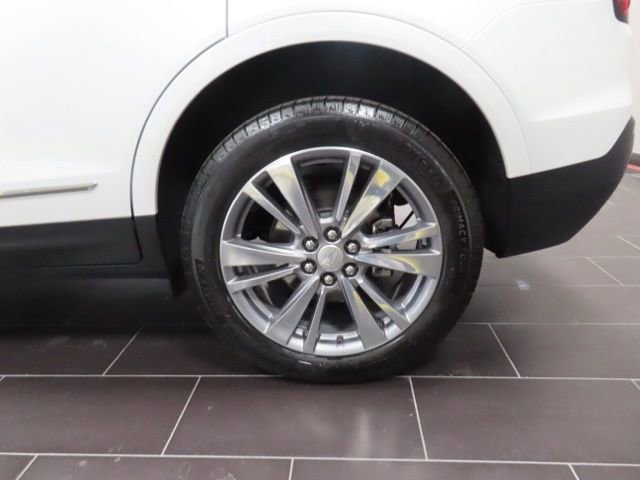 Certified 2025 Cadillac XT5 Premium Luxury image 17