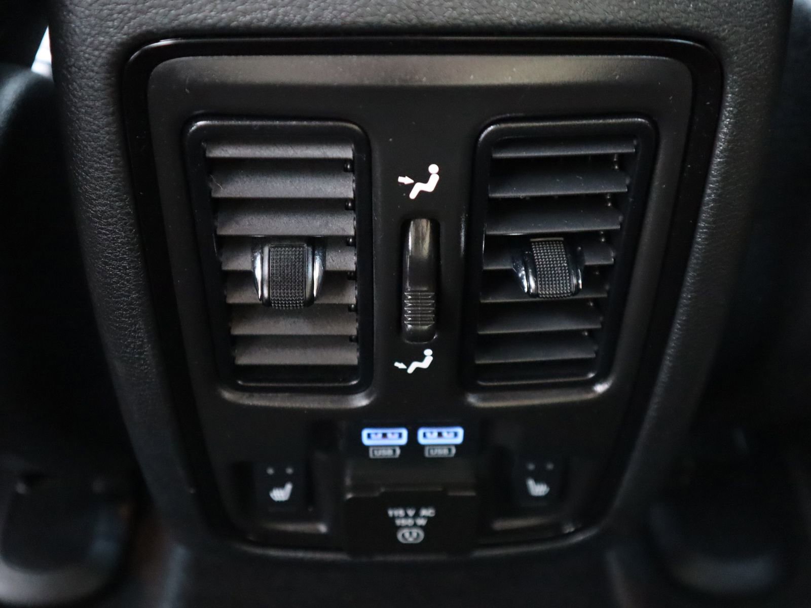 Used 2025 Dodge Durango GT image 34