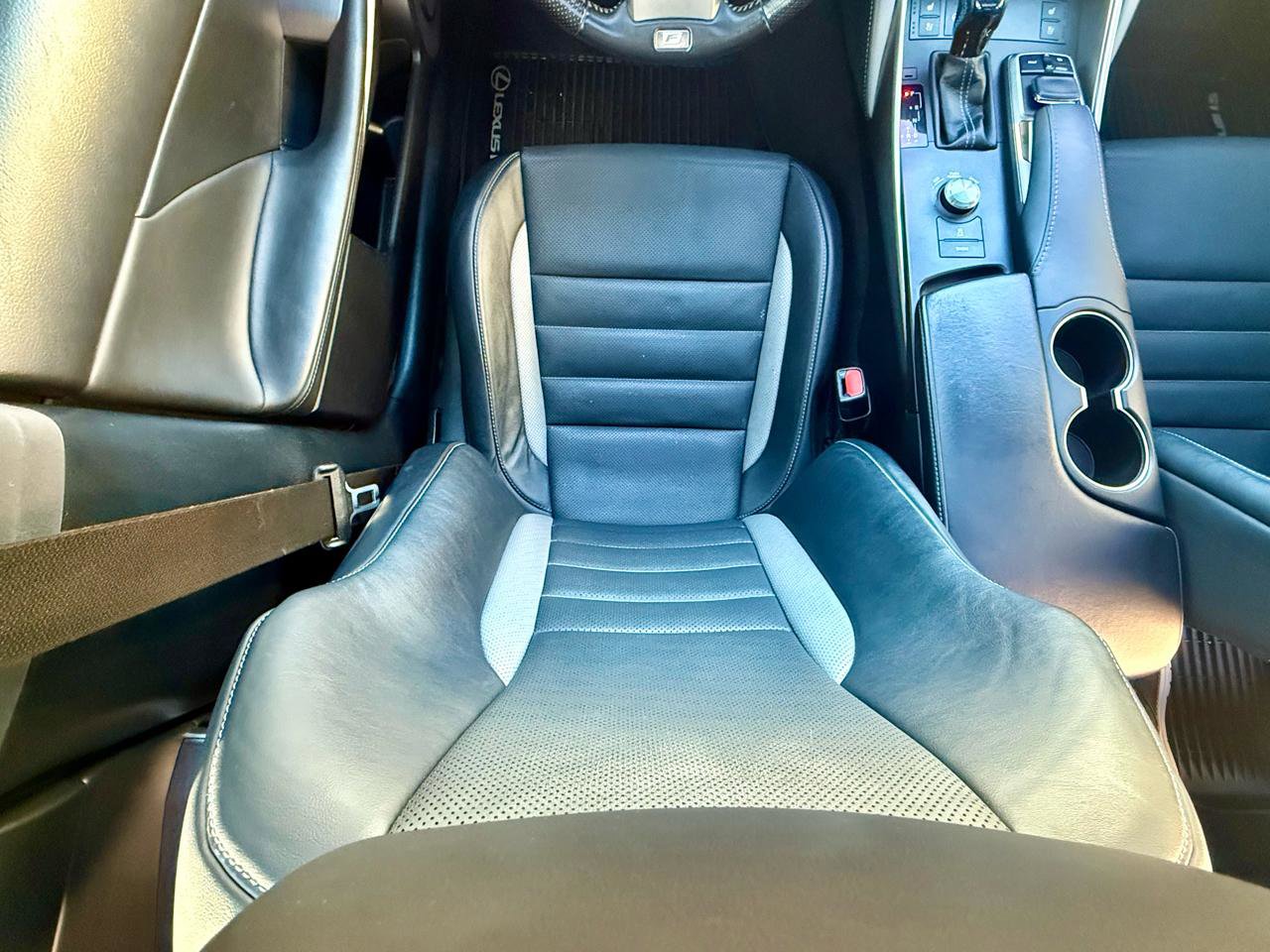 Used 2020 Lexus IS 300 F Sport w/ Blackline Edition RWD image 26