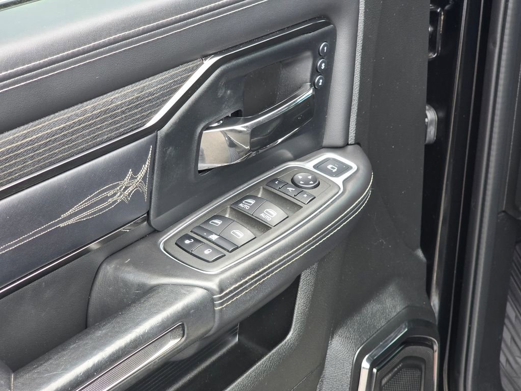 Used 2022 RAM 2500 Limited AWD/4WD image 43