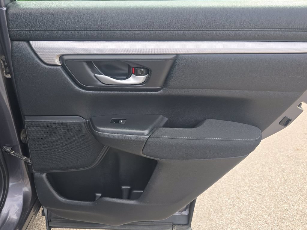 Used 2018 Honda CR-V LX image 17
