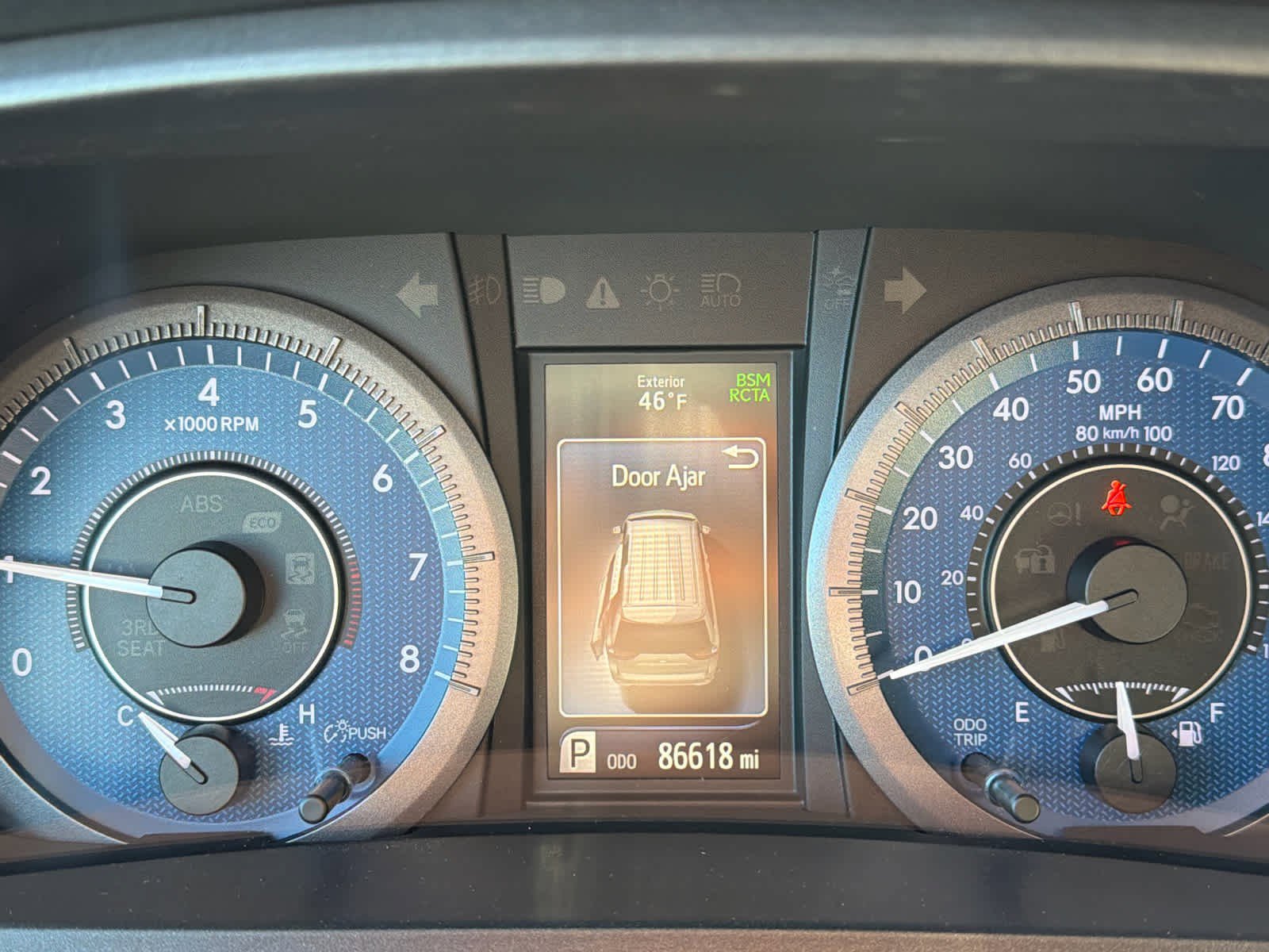 Used 2020 Toyota Sienna XLE w/ Carpet Mat Package FWD image 8
