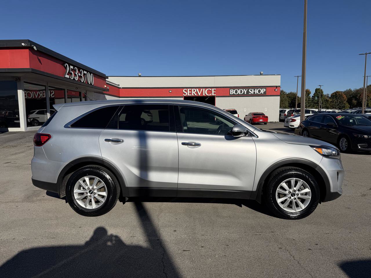 Used 2020 Kia Sorento L FWD image 2