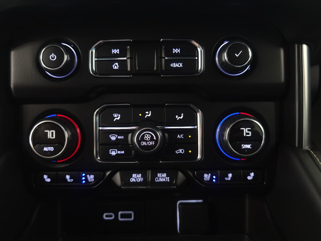 Used 2021 Chevrolet Tahoe Premier AWD/4WD image 20