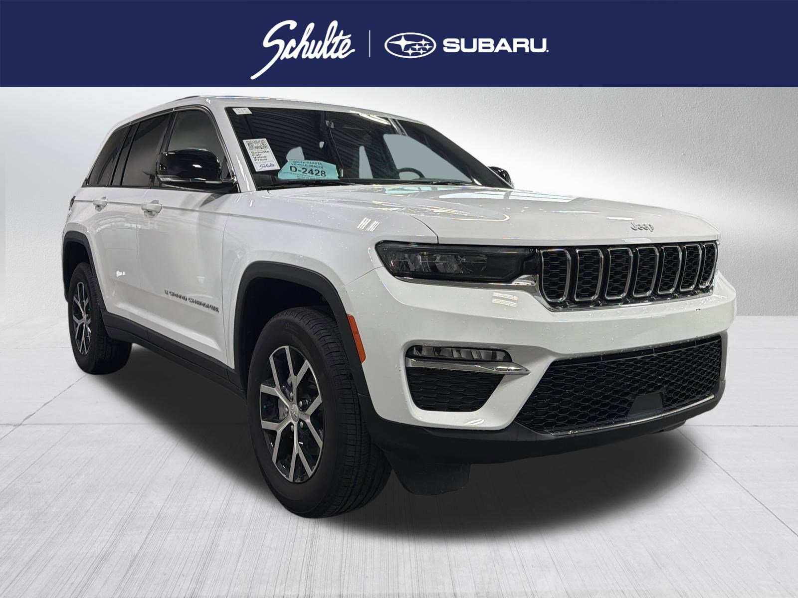 Used 2024 Jeep Grand Cherokee Limited AWD/4WD image 1