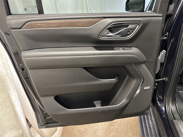 Certified 2023 Chevrolet Suburban High Country image 28