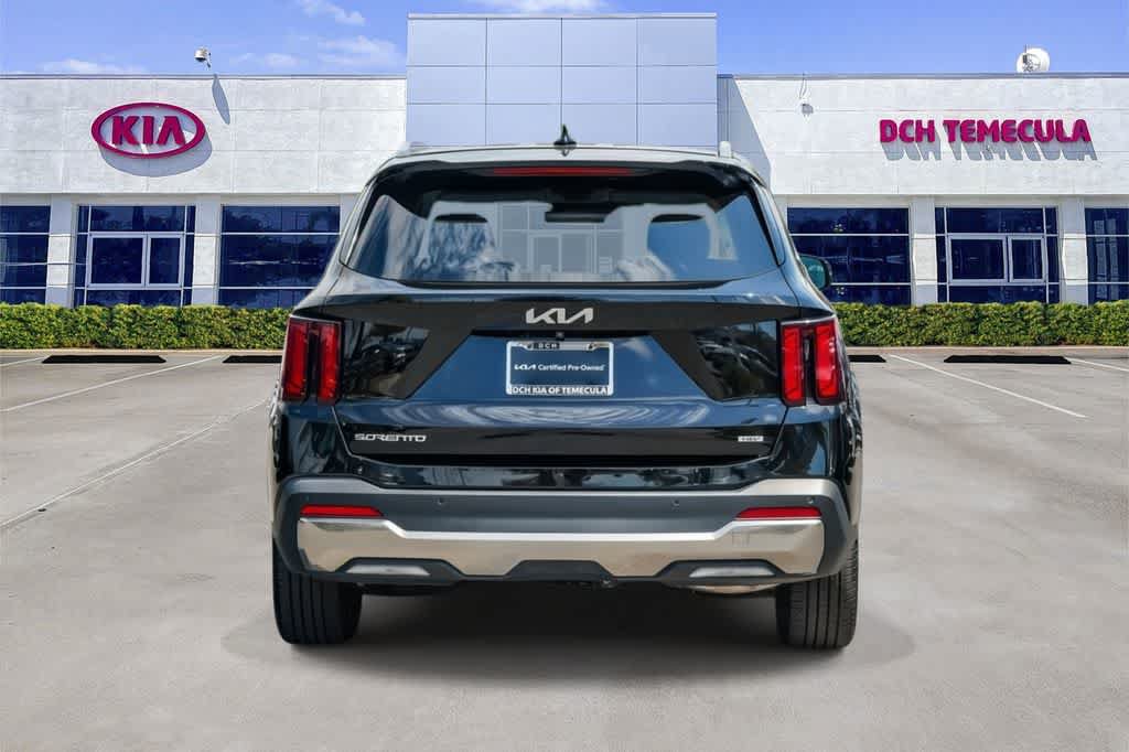 Certified 2025 Kia Sorento EX AWD/4WD image 5