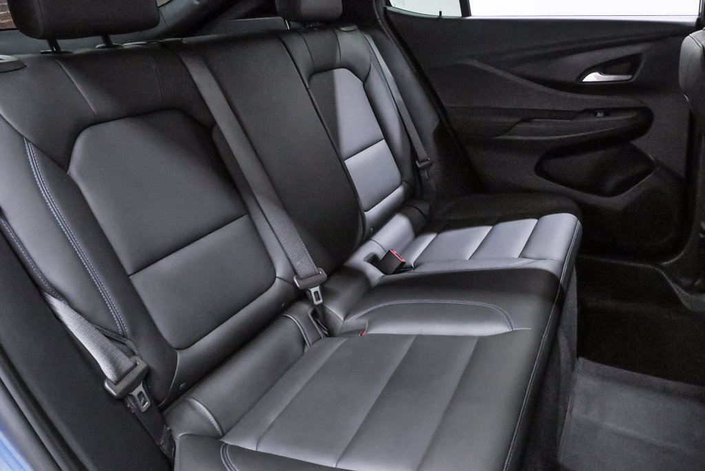 Used 2025 Buick Envista Sport Touring w/ Convenience I Package FWD image 11