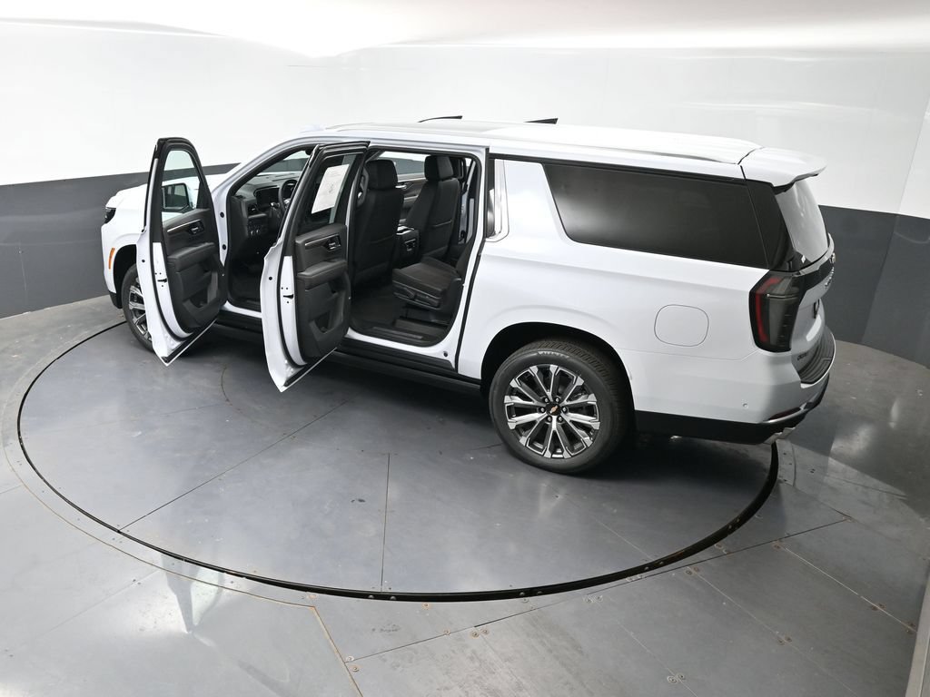 New 2026 Chevrolet Suburban High Country AWD/4WD image 56