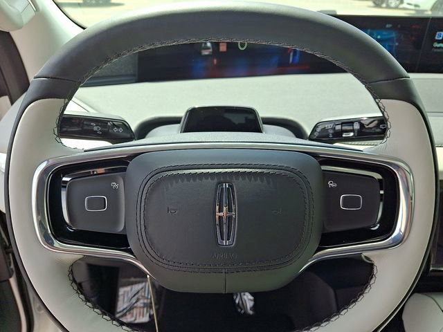 New 2026 Lincoln Navigator L Reserve w/ Jet Appearance Package AWD/4WD image 8
