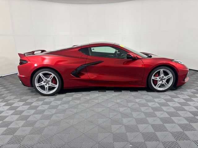 Used 2021 Chevrolet Corvette Stingray Preferred Cpe w/ Engine Appearance Package RWD image 38