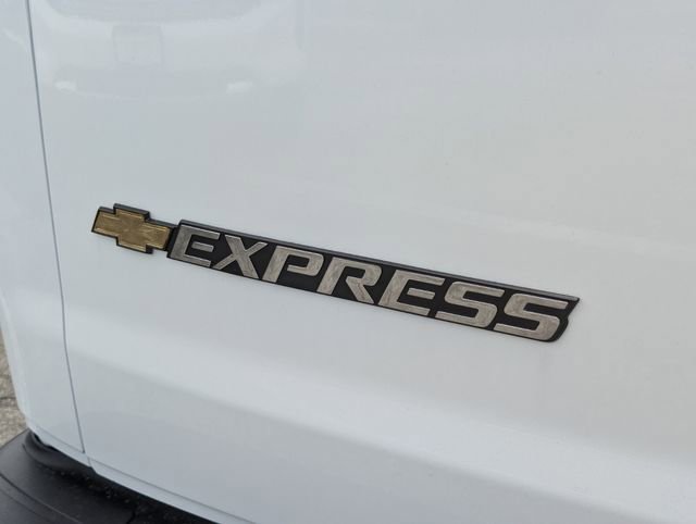 New 2025 Chevrolet Express 2500 w/ Driver Convenience Package image 9