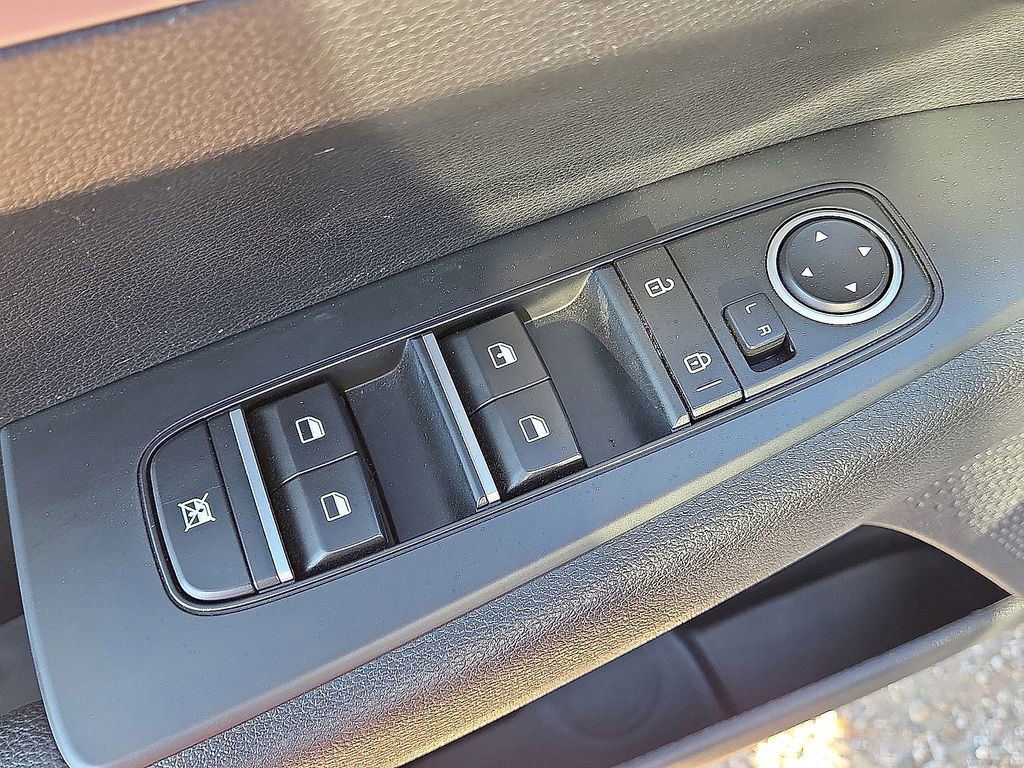 Used 2024 Kia Forte LXS image 23